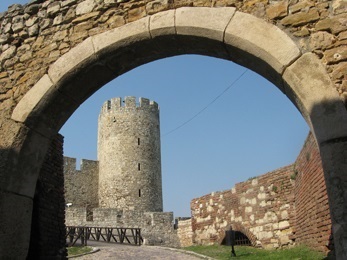 Arch.jpg